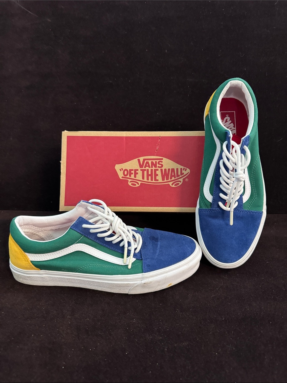 Vans Old Skool Men's Sneakers with box sz 10.5 M 12 W